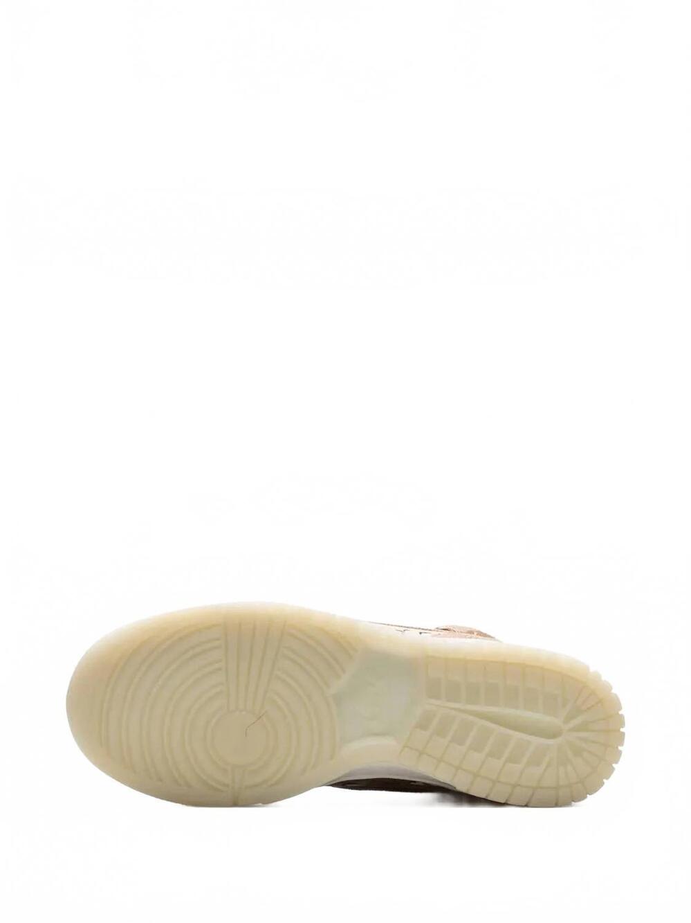 NEW NIKE women's dunk high sneakers - wide in desert camo - Picture 5 of 5